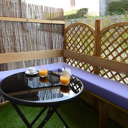 Le 38 Derriere L'Eglise Apartment แคลวูซ์-เลส์-ลาคส์ ภายนอก รูปภาพ