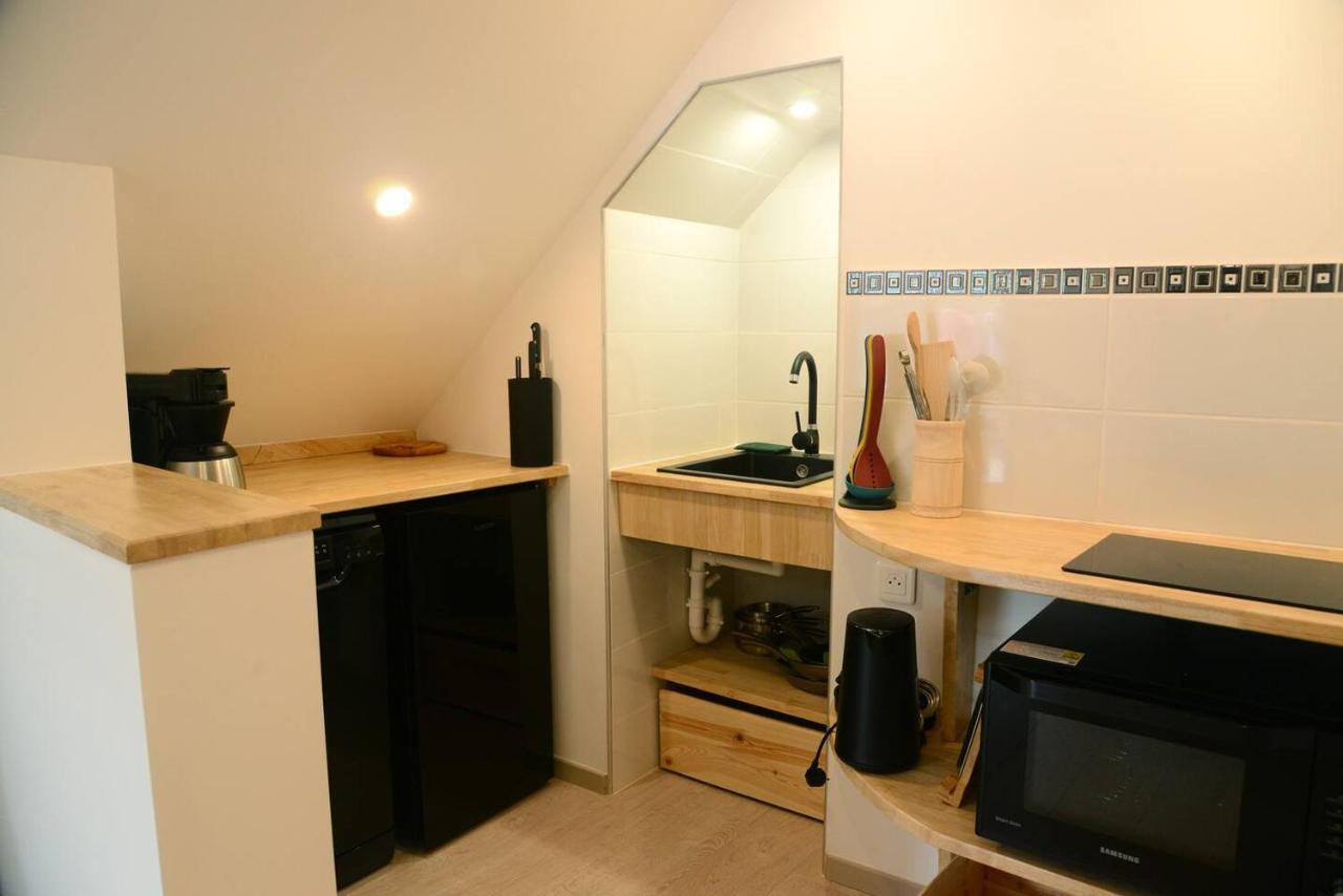Le 38 Derriere L'Eglise Apartment แคลวูซ์-เลส์-ลาคส์ ภายนอก รูปภาพ