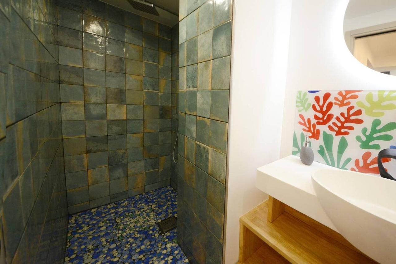 Le 38 Derriere L'Eglise Apartment แคลวูซ์-เลส์-ลาคส์ ภายนอก รูปภาพ