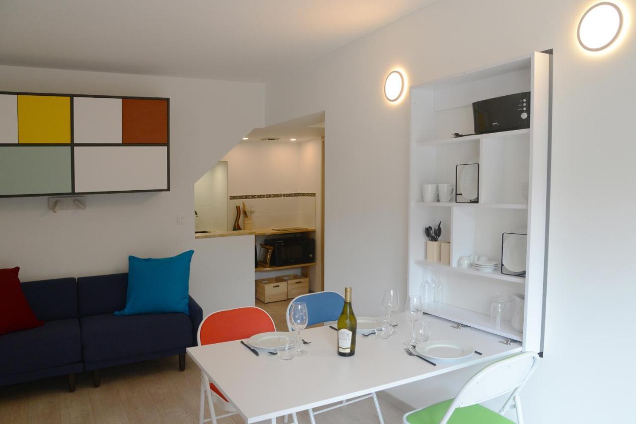 Le 38 Derriere L'Eglise Apartment แคลวูซ์-เลส์-ลาคส์ ภายนอก รูปภาพ